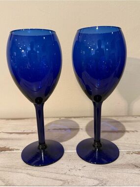 Vintage Cobalt Blue Wine Goblets Hand Made Art Glass - Set of 2